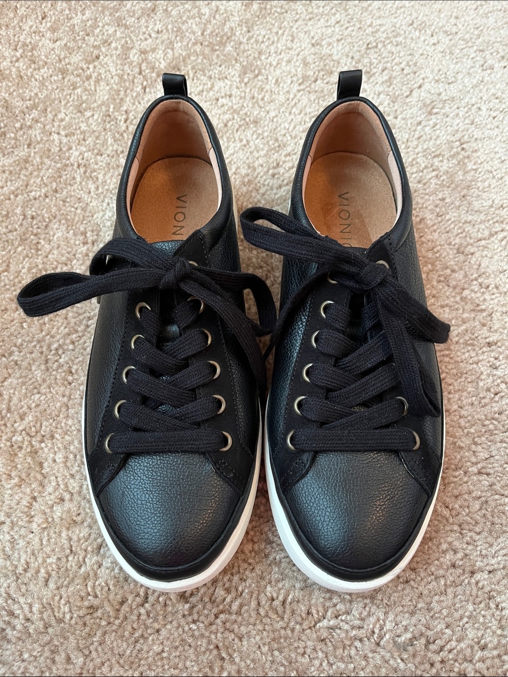Vionic Winny Leather Sneakers - Picture 3 of 9
